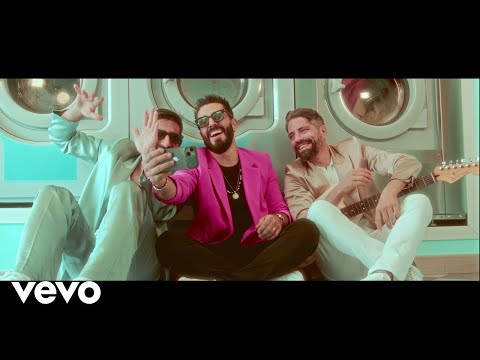 Los Aslándticos - Tan Tranquilamente ft. La Pegatina