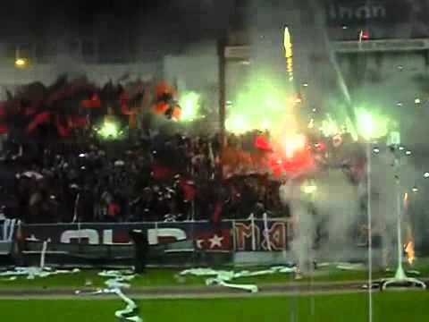 "MAFIA AZUL GRANA VS INDEPENDIENTE" Barra: Mafia Azul Grana &bull; Club: Deportivo Quito