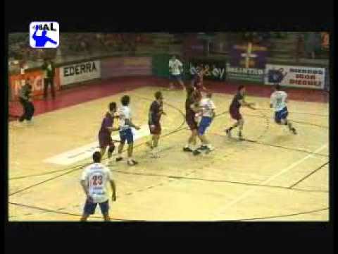 J.D. Arrate 17 - FC. Barcelona Borges 30