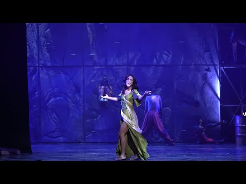 Elhaida Dani (Esmeralda) - Tentative d'enlèvement [Notre Dame de Paris 2022]