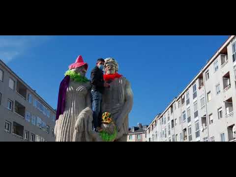 El desfile infantil ilumina las calles de Barbadás