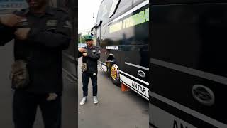 Download lagu Keren Banget MANDOR bus sudiro tungga jaya Terminal Maospati Magetan mp3