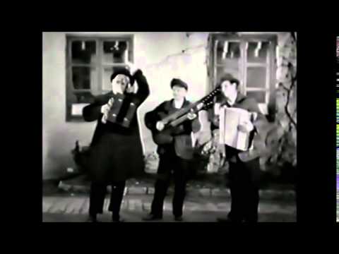 Szöke Szakall singt: "Was ich mach, geht leider schief" von Paul Abraham