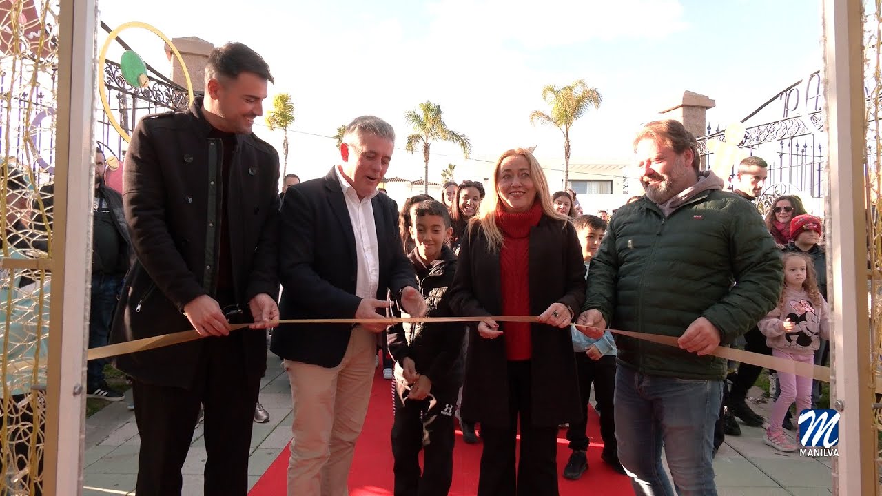 Se inaugura el Poblado Navideño