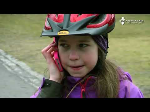 Lapsi soittaa paranoid.stp