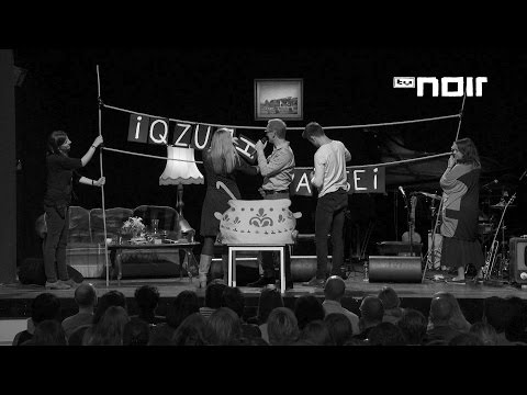 Judith Holofernes und Daniel Stoyanov (Malky) in "Die total verrückte Buchstabensuppe"