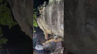Video thumbnail of Momentum, V11. Cocalzinho de Goiás