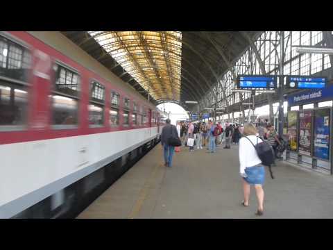 Příjezd Banána na Ex 129 Hradčany do stanice Praha hl. nádraží