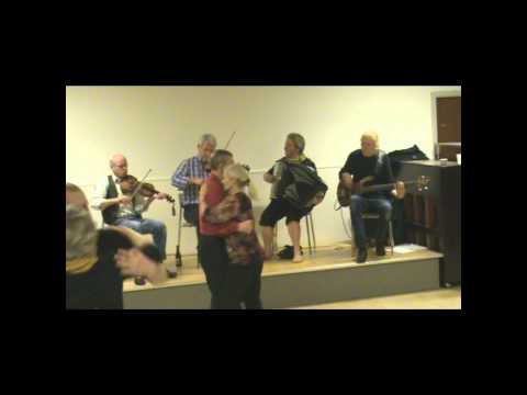 Læsøgruppen spiller Forkert Vals