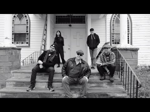 PIXIES - Graveyard Hill - Tom Dalgety Track Break Down