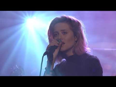 Píseň No Fire, zpěv Emma Smetana - Show Jana Krause 3. 5. 2017