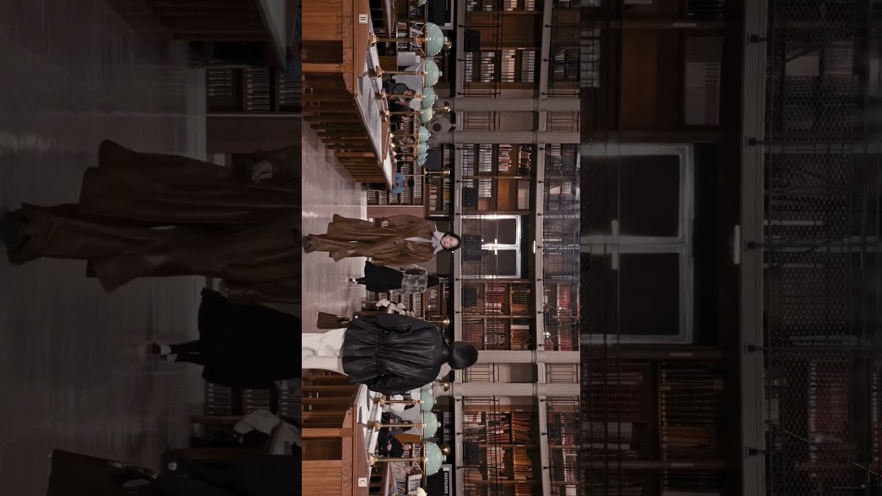 Time @Paris FW26|27 #bestlooks 2, 1 #paris #fashion #fashionshow #fashiontiktok #fashionweek