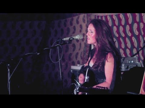Sandi Thom - The Big Ones Get Away (Live 2014)