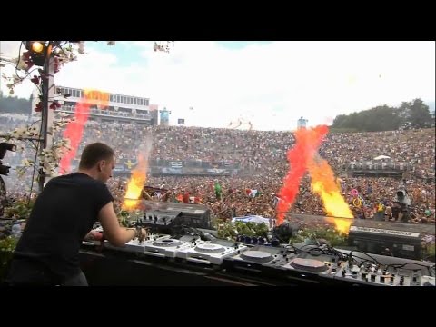 Nicky Romero - Block Rockin' Beats (The Chemical Brothers) @ Tomorrowland 2012