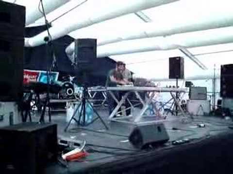 Ben Mono at Sonar 2005 with Capitol A