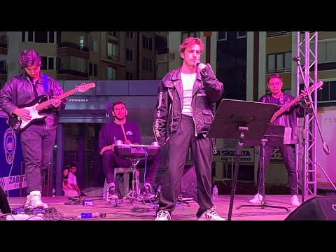 Thumbnail for Mor ve Ötesi - Bir Derdim Var (Cover) #backstage by Mor ve Ötesi