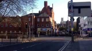 preview picture of video 'Lincoln High Street (B1262) Level Crossing - UK'