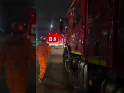 Arquibancada desaba durante evento em Araruama! 😱 #riodejaneiro