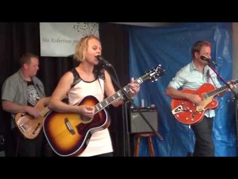 How High the Moon   Camille & Stuie French