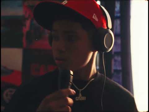 Myke Towers - PROTAGONISTA (Visualizer)