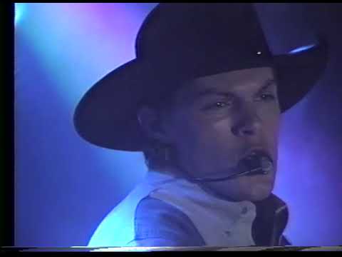 Thumbnail for Rare Early Live Footage: David Kersh Performing “It’s Not the End of the World” w/ The Emotions Band by David Kersh