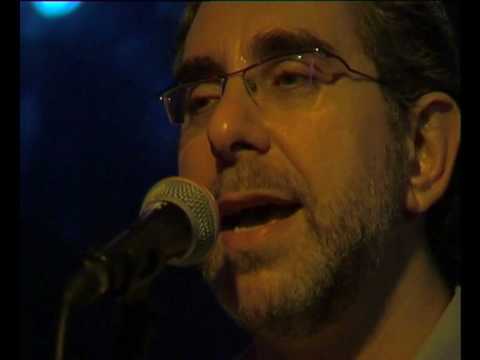 Benyamin Steinberg Performs Shlomo Carlebach Return Again