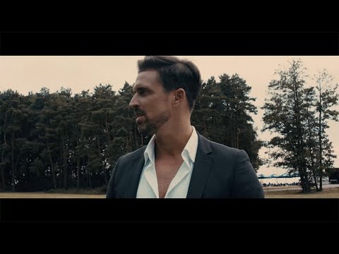 Staszek Karpiel-Bułecka - Nie potrzeba nam (Official Video)