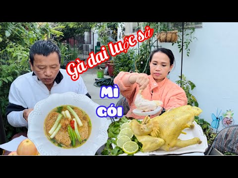 Hai cha con, 1 gà e hai gói mì ☺️☺️ #vietnamesefood #food #mukbang #chicken