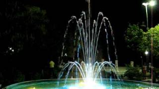 preview picture of video 'Greece Halkidiki Kallithea - Sensation: This fountain really works! aug'2009'