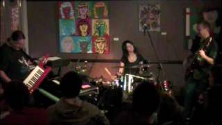 Emmanuelle Caplette on drum: Beat It Rocks!!! :-) (Nov. 2009)