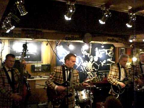 CHATTANOOGA CHOO CHOO - Franny and the Fireballs LIVE im Cotton Club - Hamburg im Juni 2010