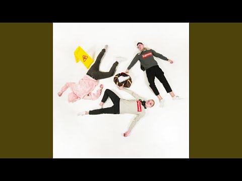 Video thumbnail for Гримерка (Dress room)