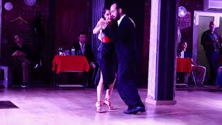 Pablo Rodríguez y Cecilia Berra   MILONGA Del tiempo guapo   Troilo y Fiorentino