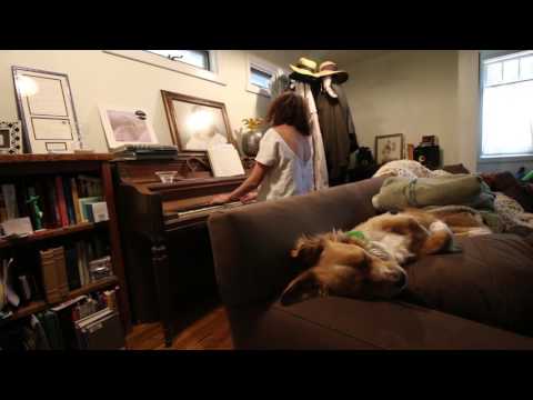 Sarah Chernoff singing Les Fleurs