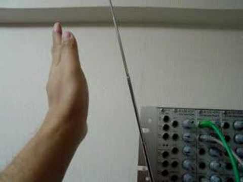 Doepfer - A-178: Theremin Antenna Controller image 3