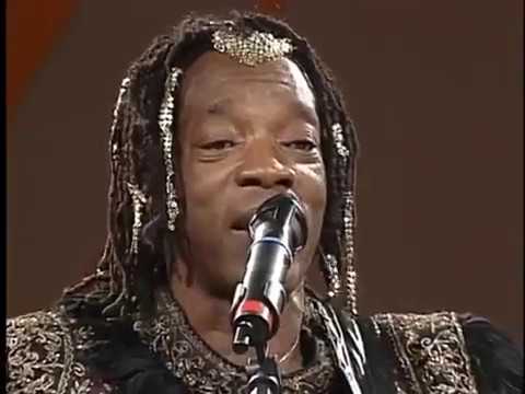 Milton Nascimento 1998 Tambores de Minas ao vivo