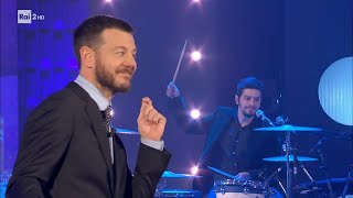 Le battute brutte - Stasera c'è Cattelan su Raidue 02/03/2023