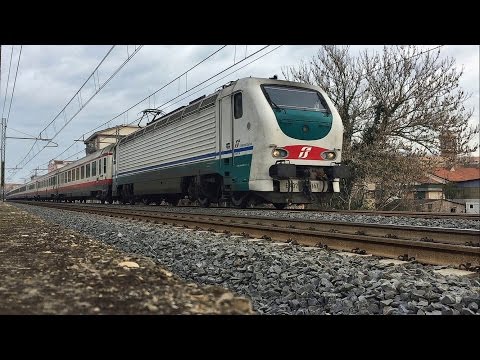 E402b.167 XMPR sul FB 8818 LECCE - MILANO CENTRALE, in transito presso Pesaro.