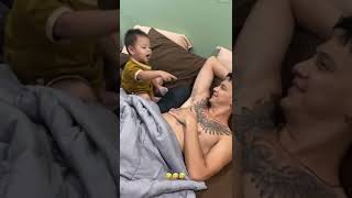 Download lagu Qeenan cium ketek bapak nya 'bauk' 😂😂😂 #qeenan #marcelldarwin #shorts mp3