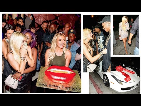download lagu mp3 mp4 Post Malone Kylie Jenner, download lagu Post Malone Kylie Jenner gratis, unduh video klip Post Malone Kylie Jenner