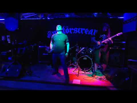 Definition - DEFINITION-The Haunting