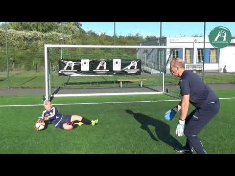 Janne Möllers Målvaktsskola - för killar och tjejer 9-12 år - Fallteknik 3