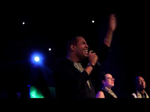 Ndakugomba Mukiza by Fortran Bigirimana Live in Kigali,Rwanda 2016