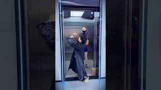 Is the elevator door not open#Jesus#christ#Daemon