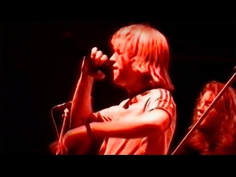 Cutting Jade live at Woodstock 5 (2003)
