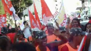 preview picture of video 'As militantes preparam para a Grande Caminhada da Vitória'