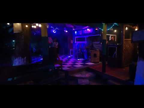 Discoteca Yin Yan, Puerto Lempira, Gracias a Dios, Honduras, con ambiente humano.