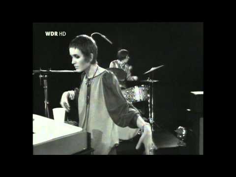 Julie Driscoll, Brian Auger And The Trinity-Season Of The Witch (German TV 1969) HD