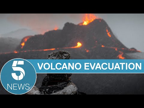 Iceland Volcano: Hikers evacuated as lava erupts from new fissure near Fagradalsfjall | 5 News