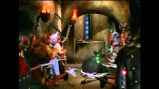 Download lagu O Mágico de Oz - Cena: Morte da Bruxa Má do Oeste mp3